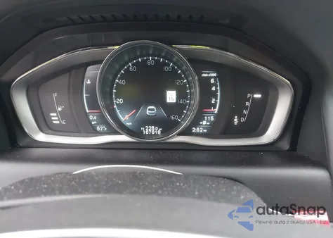 2015 Volvo Xc60 T6 Platinum из США, поврежденный, VIN YV4902RM4F2668984